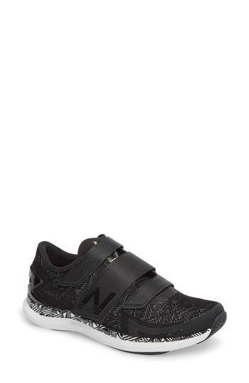 Women's New Balance Spin 09 Sneaker B - Black