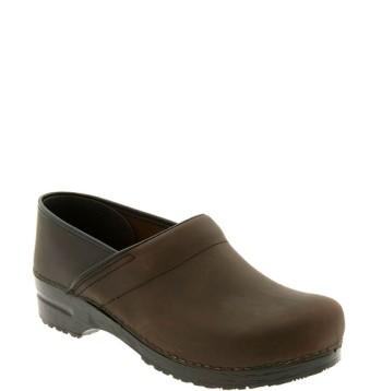 Women's Dansko 'professional' Oiled Leather Clog .5-7us / 37eu M - Brown