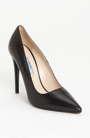 Prada Pointy Toe Pump Black/ Black