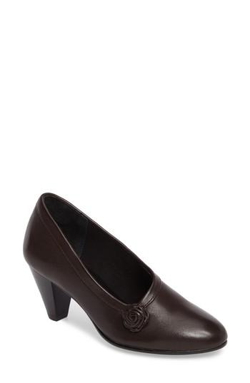 Women's David Tate Kelly Pump M - Brown
