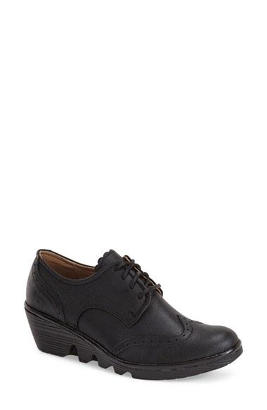 Women's Fly London 'palt' Wedge Pump .5-7us / 37eu - Black