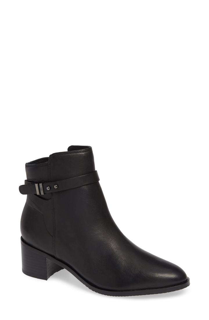 Women's Clarks Poise Freya Bootie .5 M - Black