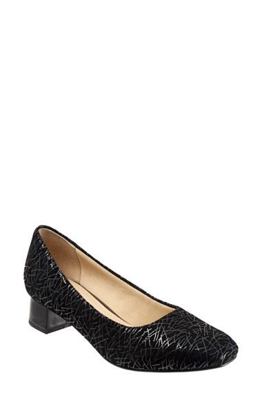Women's Trotters 'lola' Pump