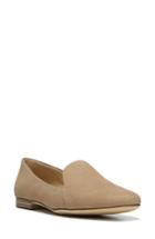 Women's Naturalizer Emiline Flat Loafer .5 M - Beige