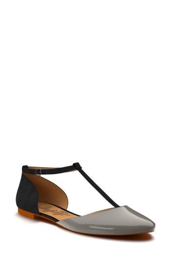 Women's Shoes Of Prey T-strap Flat .5 D - Black