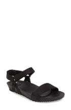 Women's Teva Ysidro Stitch Sandal M - Black