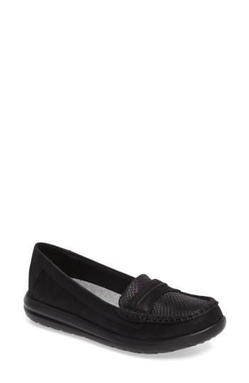Women's Clarks Jocolin Maye Loafer .5 M - Black