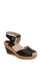 Women's Dansko Wedge Sandal .5-6us / 36eu M - Black