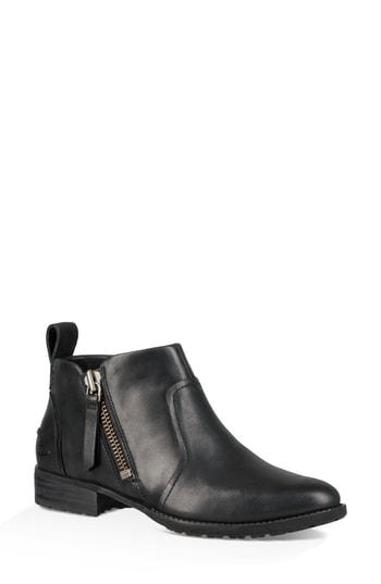 Women's Ugg Aureo Bootie .5 M - Black