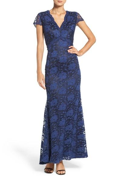 Women's Ellen Tracy Lace Gown