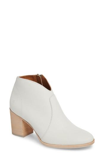 Women's Frye Nora Bootie .5 M - White