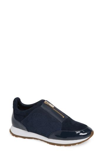 Women's Taryn Rose Carlie Sneaker M - Blue