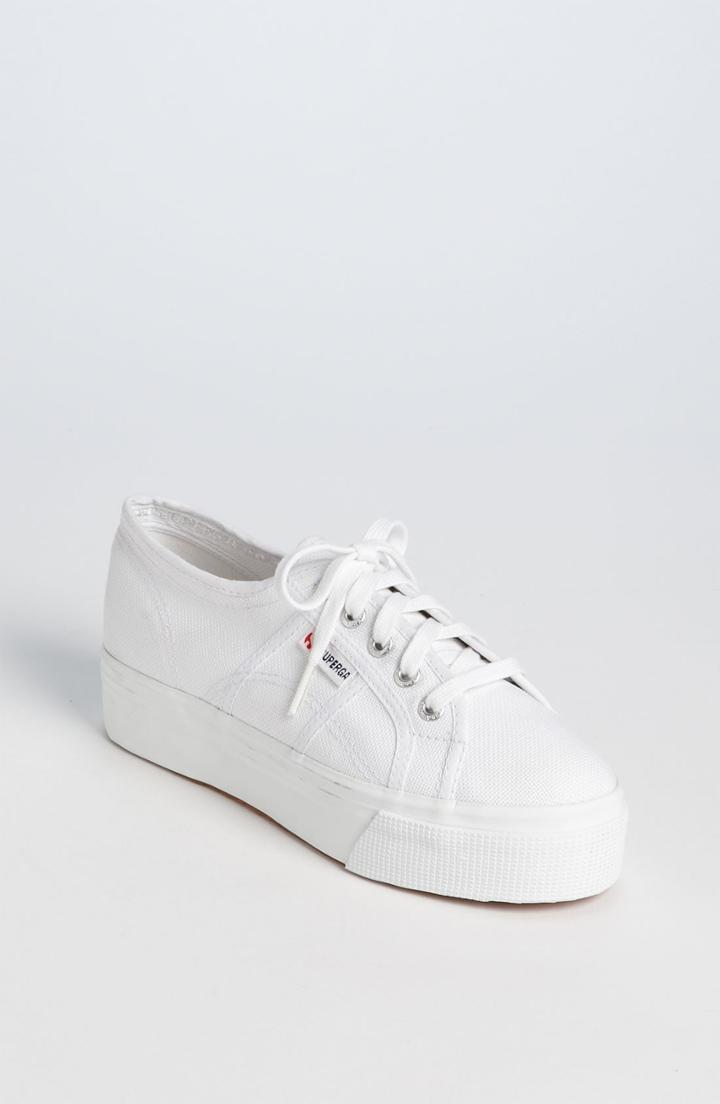 Women's Alegria Qest Sneaker