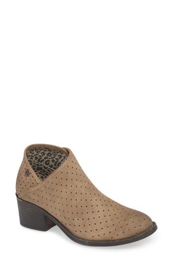 Women's Billabong Sunbeams Perforated Bootie M - Brown