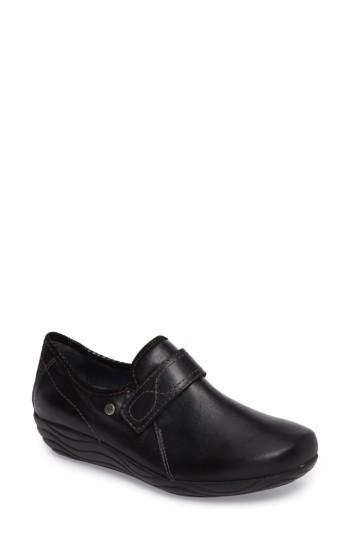 Women's Wolky Desna Slip-on Sneaker .5-6us / 36eu - Black