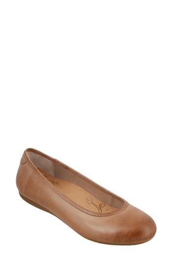 Women's Taos Rascal Flat .5 M - Beige