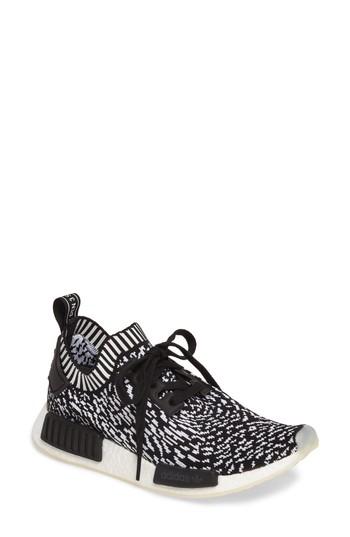 Women's Adidas Nmd R1 Primeknit Running Shoe .5 Women's / 6.5 Men's M - Black