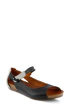 Women's Spring Step Aside Flat .5-6us / 36eu - Black