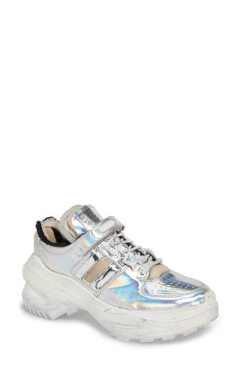 Women's Maison Margiela Destroyed Sneaker Us / 38eu - Metallic