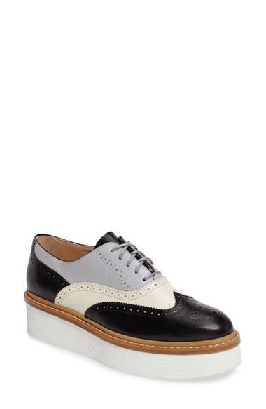 Women's Tod's Brogue Platform Oxford