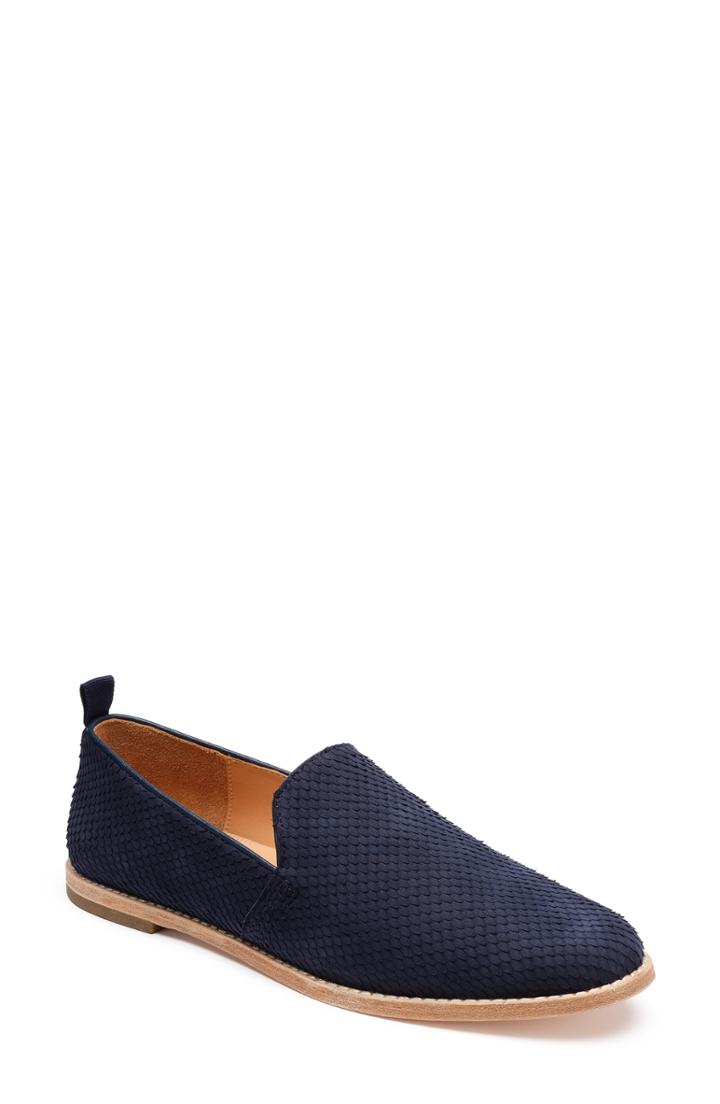 Women's Bill Blass Sutton Welt Flat .5 M - Blue