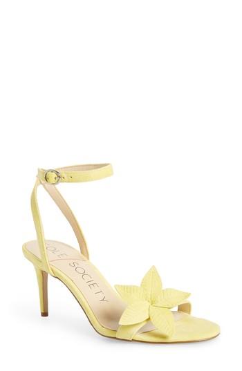 Women's Sole Society Ashlin Sandal M - Yellow