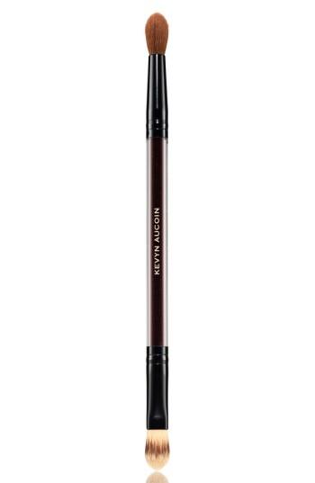 Space. Nk. Apothecary Kevyn Aucoin Beauty The Duet Concealer Brush - No Color