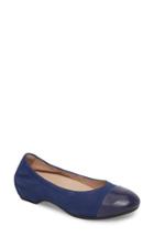 Women's Dansko Lisanne Flat .5-6us / 36eu M - Blue