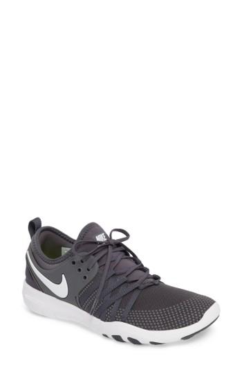 Women's Nike Free Tr 7 Training Shoe .5 M - Grey