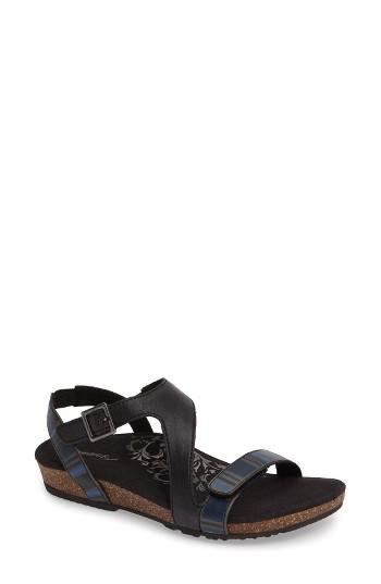 Women's Aetrex Jenny Sandal M - Black