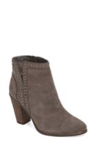 Women's Vince Camuto Finchie Bootie M - Grey
