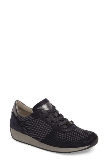 Women's Ara Lilly Sneaker .5 M - Blue