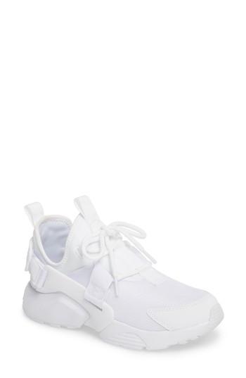 Women's Nike Air Huarache City Sneaker .5 M - White