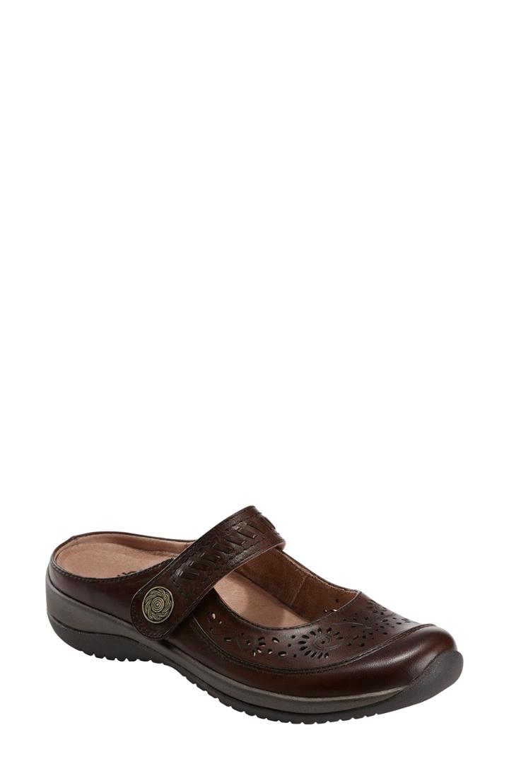 Women's Earth Hopper Clog .5 M - Brown