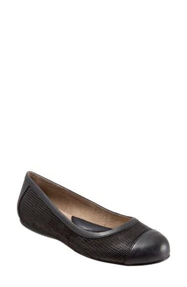 Women's Softwalk 'napa' Flat M - Black