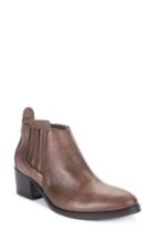 Women's Italeau Corsini Water-resistant Pull On Bootie Us / 36eu - Beige