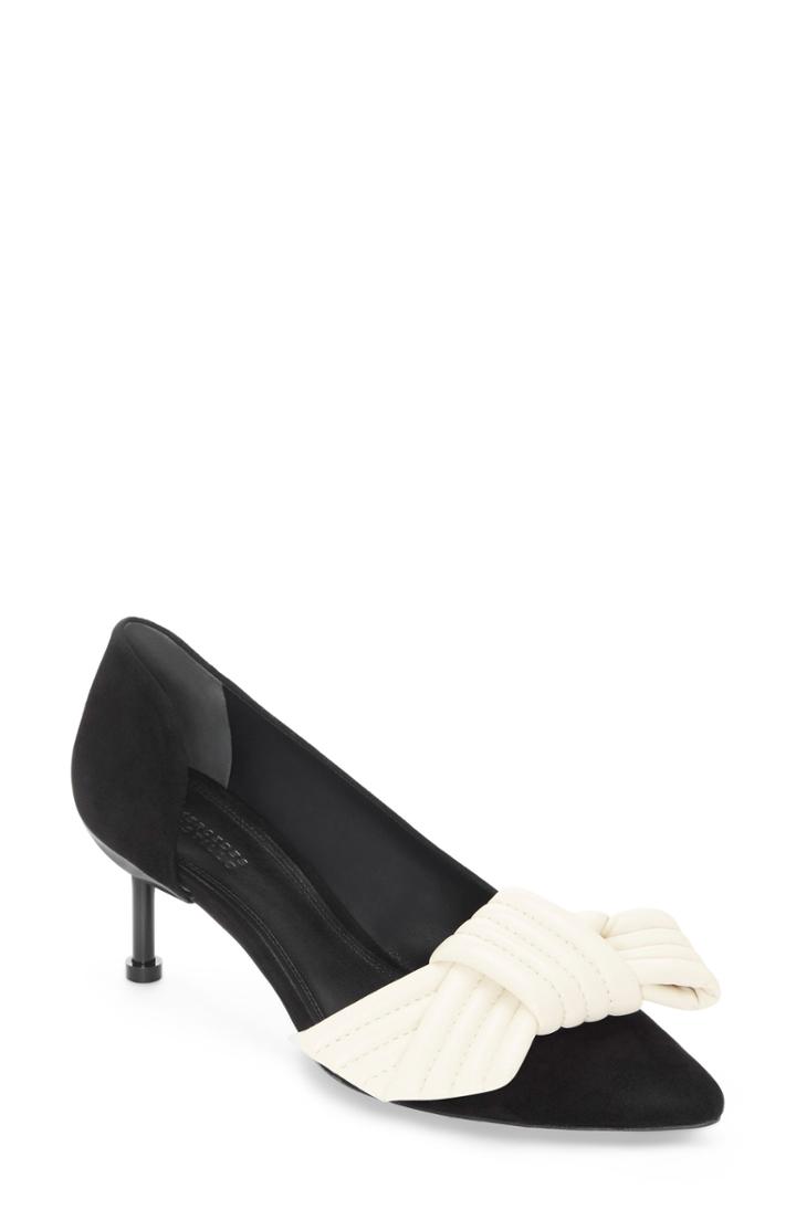 Women's Mercedes Castillo Kem Kitten Heel Pump .5 M - Black