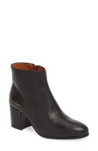 Women's Common Projects Almond Toe Bootie Us / 36eu - Black