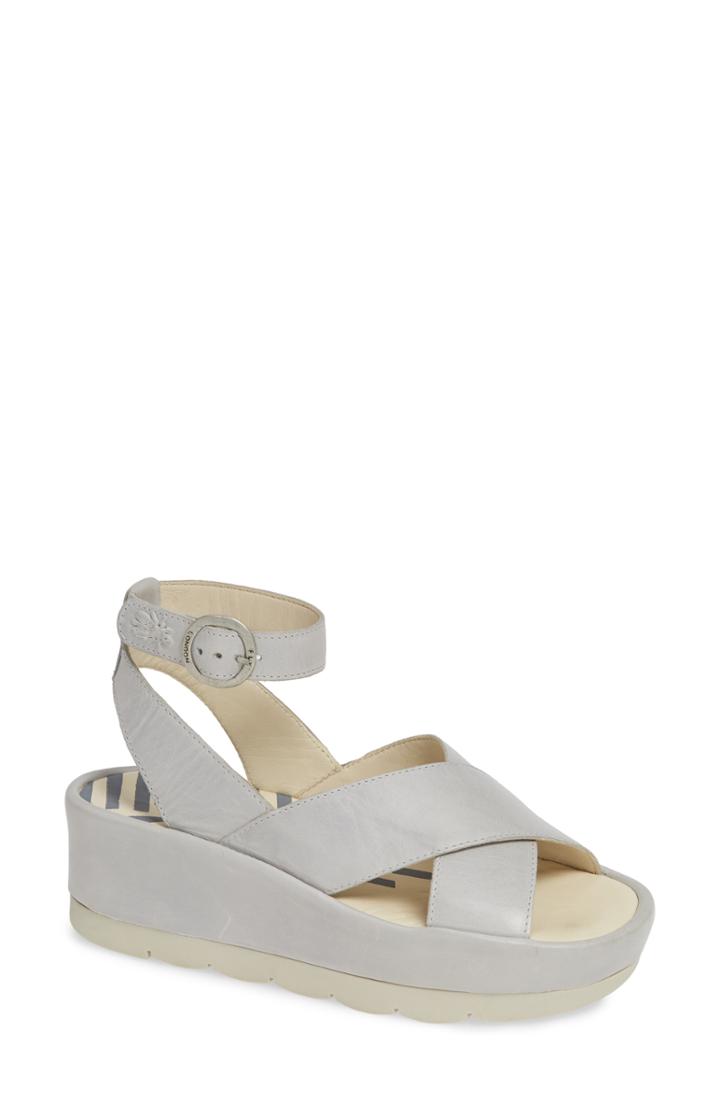 Women's Fly London Bite Wedge Sandal .5-8us / 38eu - Metallic