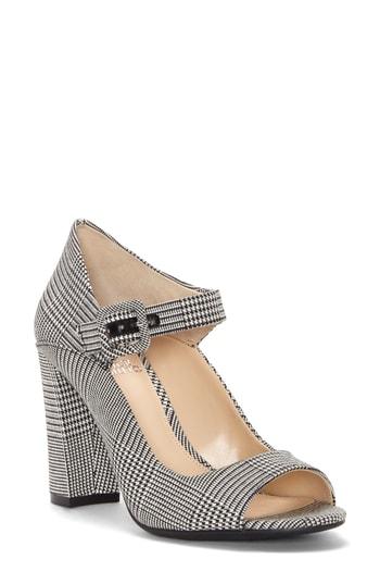 Women's Vince Camuto Selmer Peep-toe Pump .5 M - Black