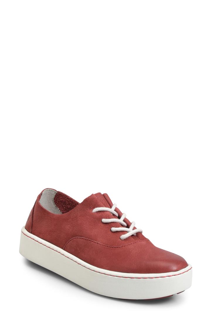 Women's B?rn Sven Sneaker .5 M - Red