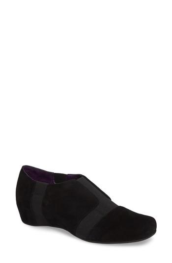 Women's Vaneli Mackie Hidden Wedge Slip-on M - Black