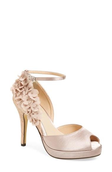 Women's Menbur 'lavatera' Platform Pump Eu - Beige