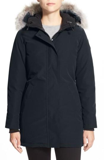 Women's Canada Goose Victoria Down Parka With Genuine Coyote Fur Trim (6-8) - Blue