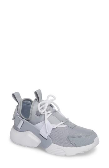 Women's Nike Air Huarache City Sneaker M - Pink