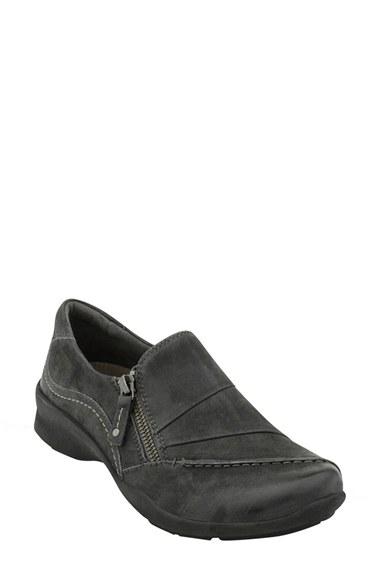 Women's Earth 'anise' Slip-on Sneaker M - Grey