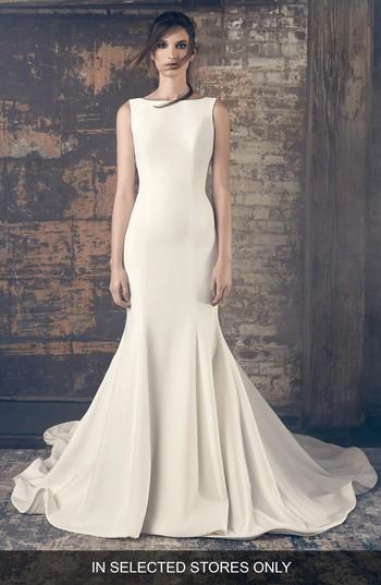 Women's Sareh Nouri Elsa Crepe Trumpet Gown, Size In Store Only - Ivory