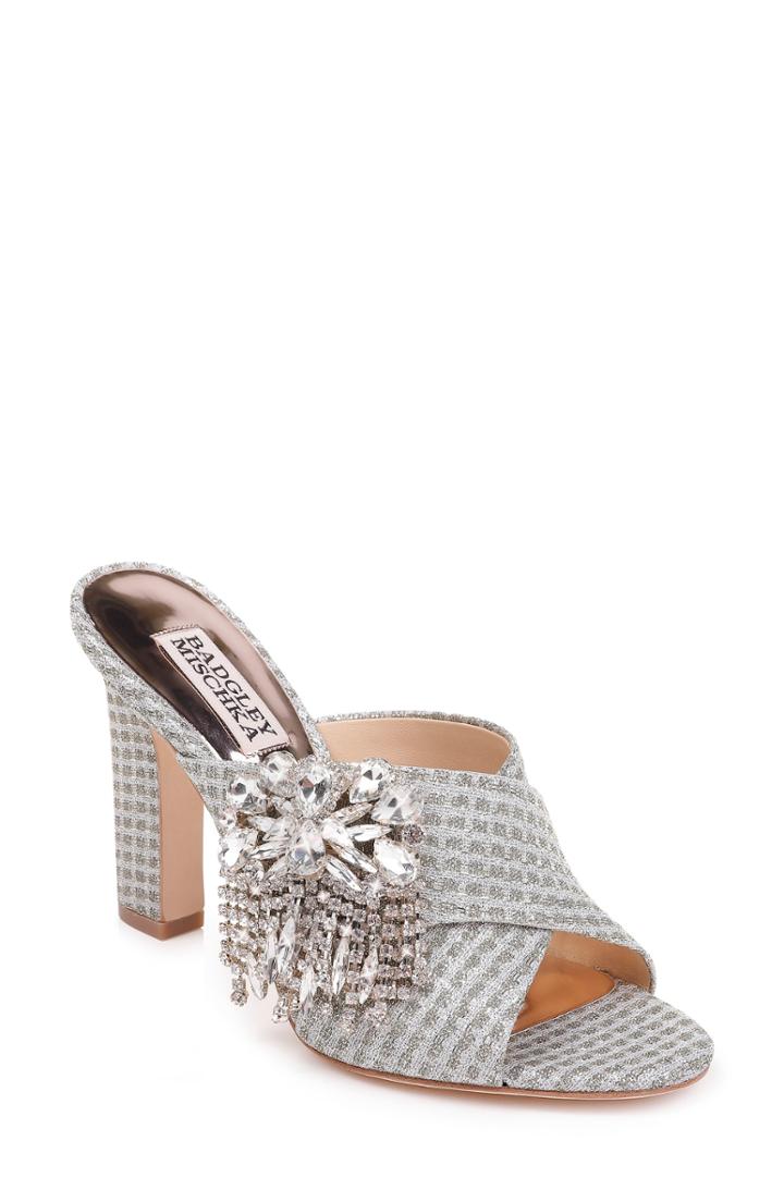 Women's Badgley Mischka Farrah Sandal M - Metallic