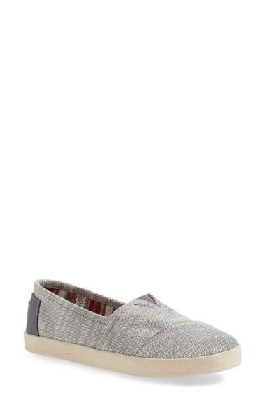 Women's Toms 'avalon' Textured Woven Slip-on .5 M - Grey