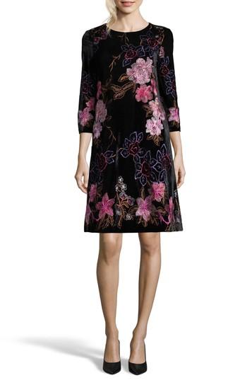 Women's Eci Embroidered Velvet Shift Dress